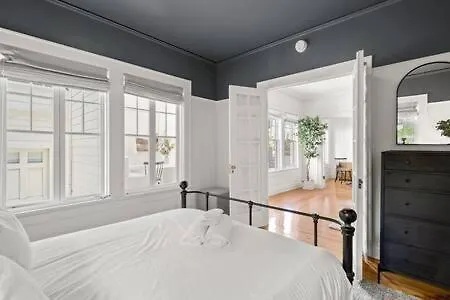 The Adaline #2 - Luxury Hyde Park Apt, Steps To Bayshore Tampa